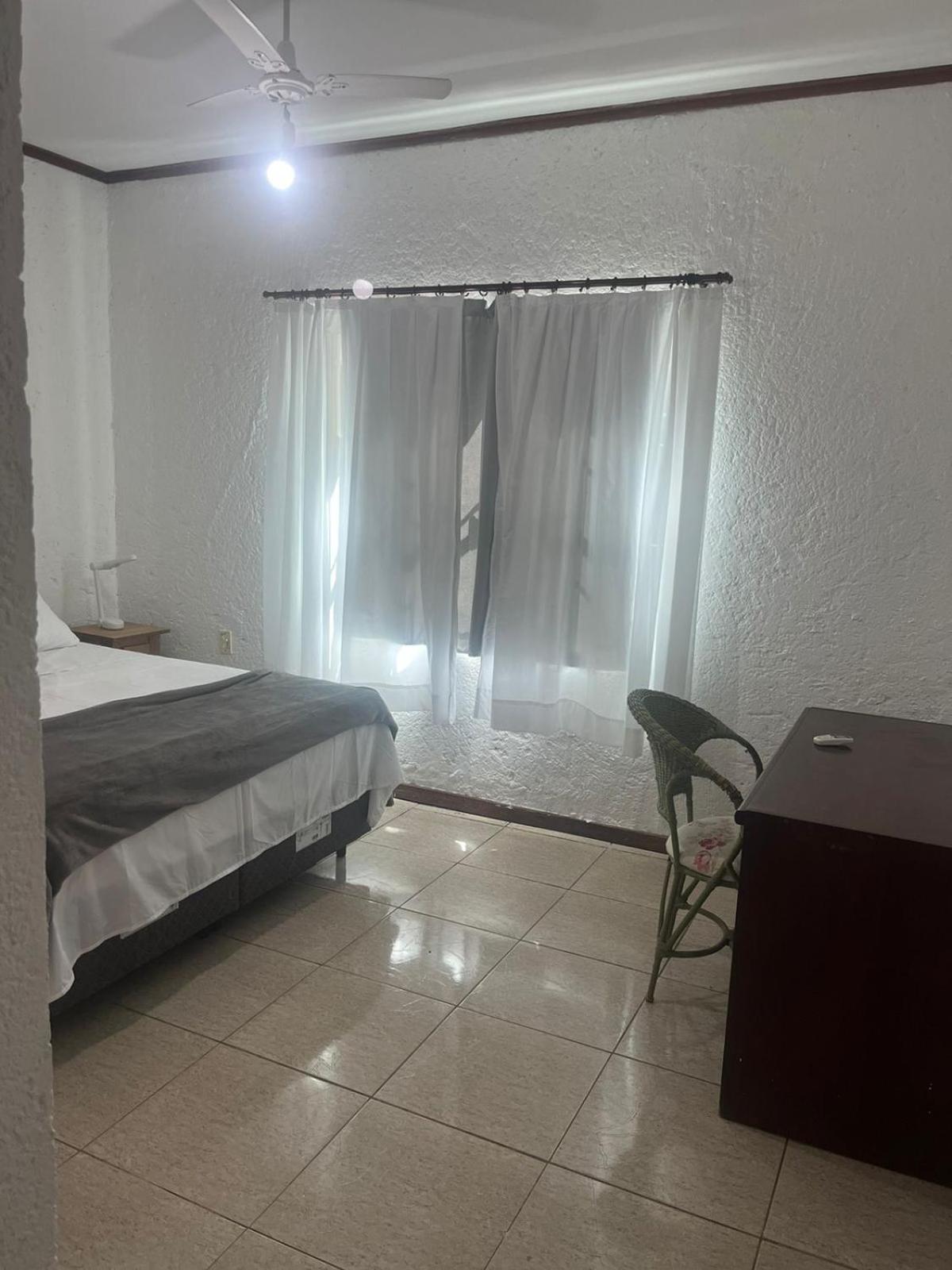 Apartamento Edificio Da Rua Flores